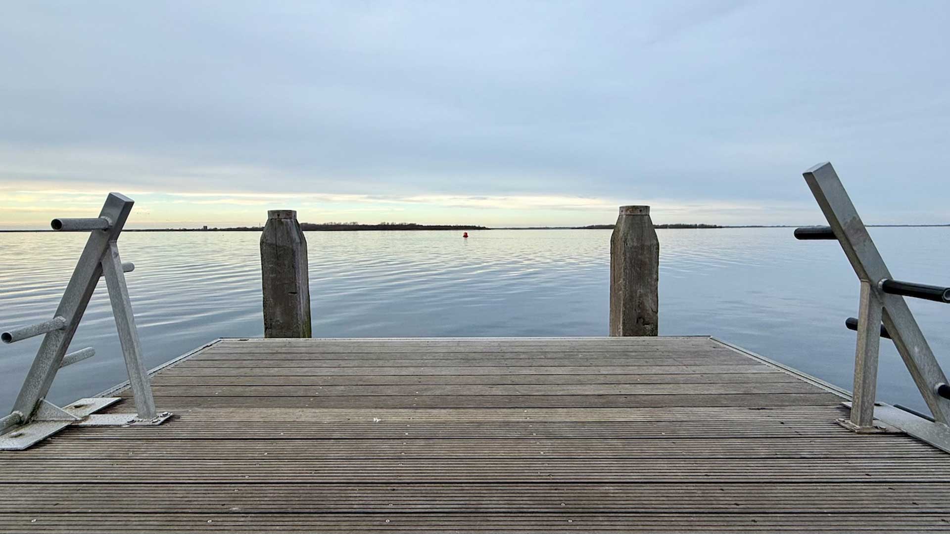 Diving platform at Kerkweg dive site, Den Osse
